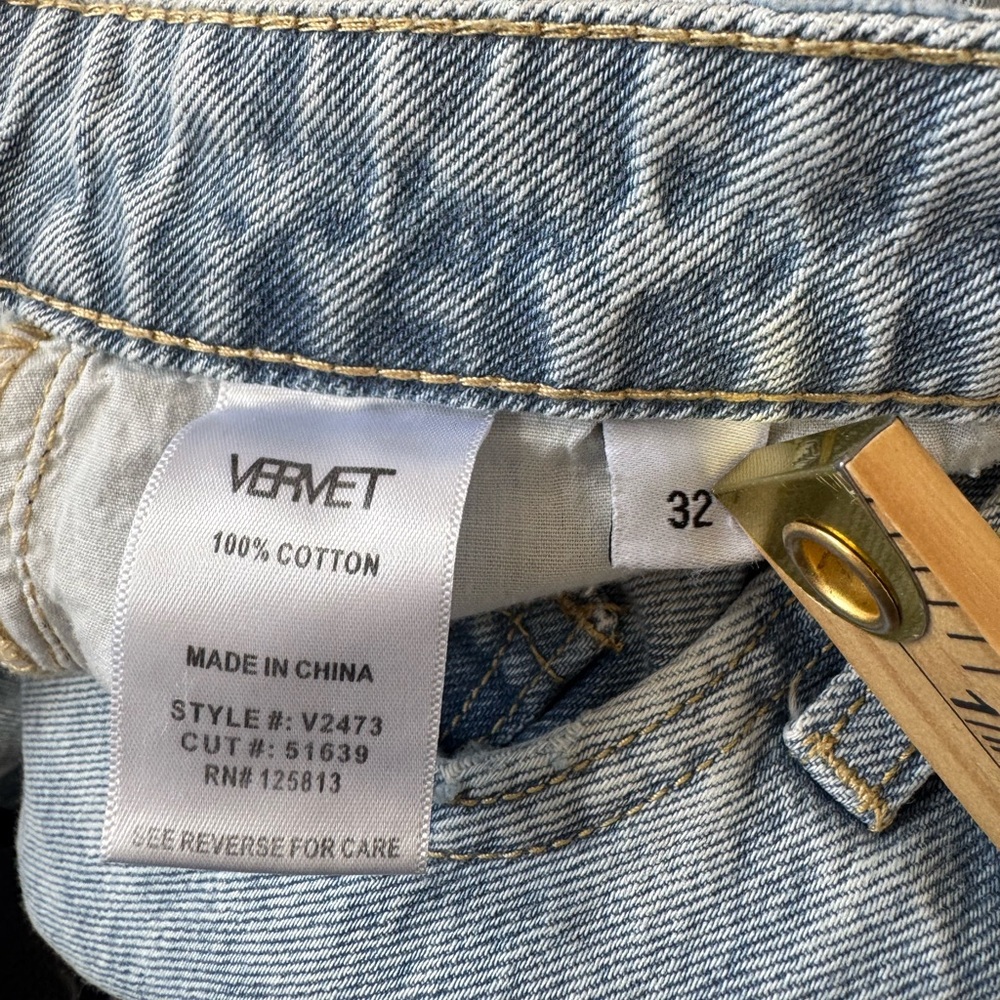 Vervet Leslie 90s Vintage Flare Jeans - Picture 5 of 10